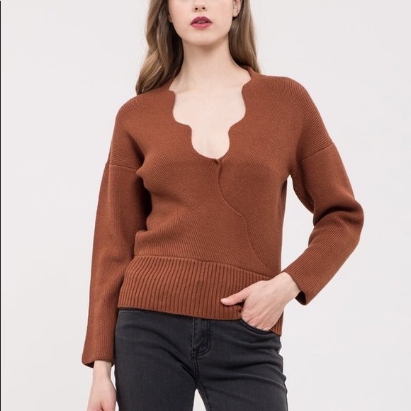 JOA scalloped edged cross cross cream sweater - Picture 2 of 11